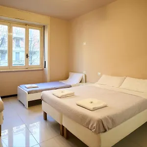 Giramondo Apartment Milan